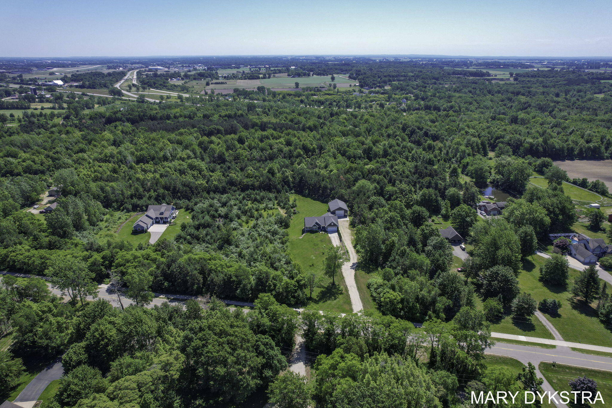 4251 Beeline Road Holland, MI 49423 - Photo 11 of 80 17-web-or-mls-4251-beeline-rd