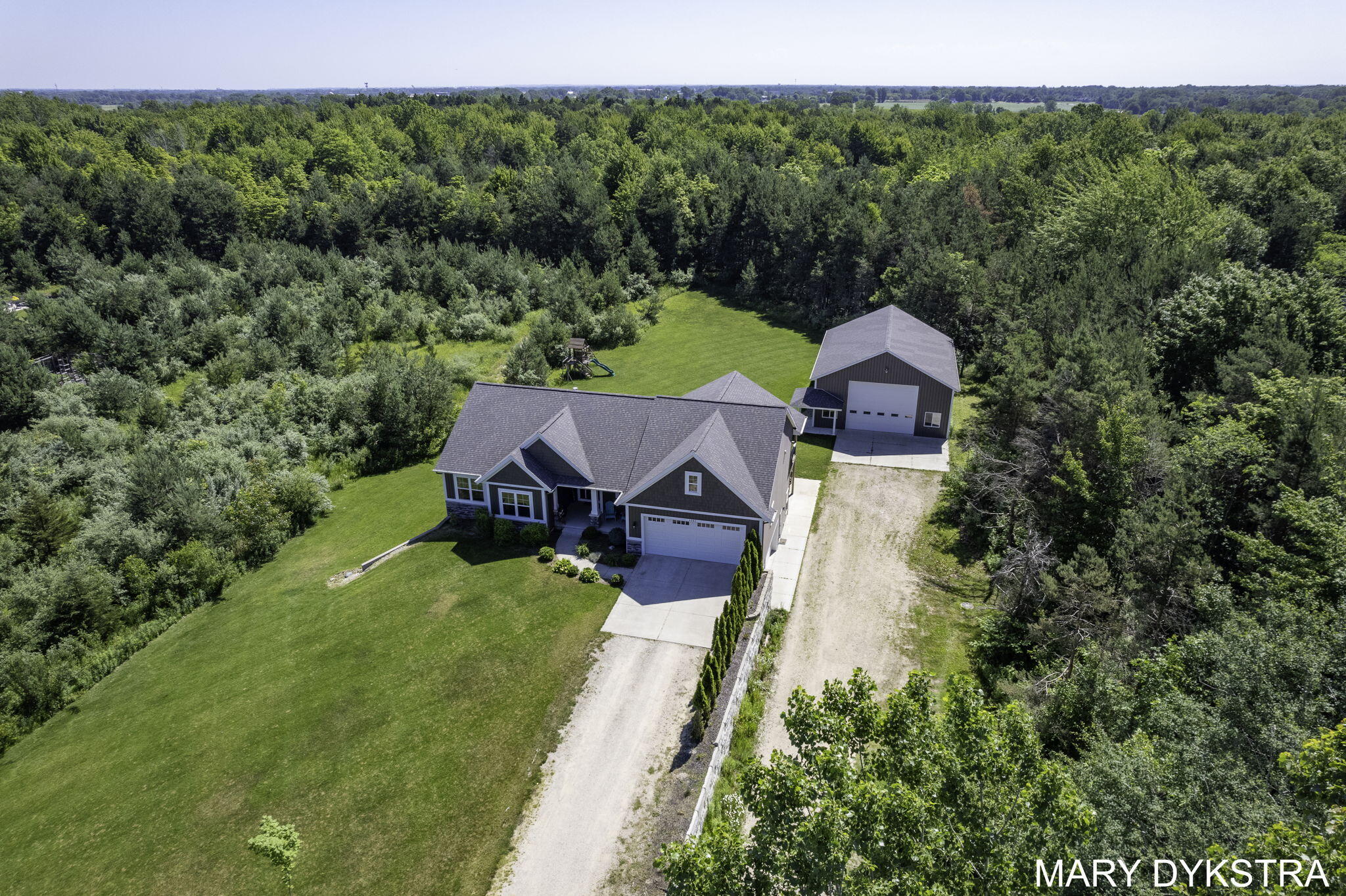 4251 Beeline Road Holland, MI 49423 - Photo 10 of 80 6-web-or-mls-4251-beeline-rd