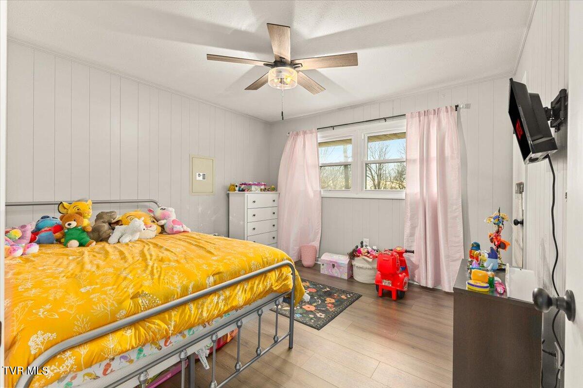 204 Thompson Street Kingsport, TN 37660 - Photo 22 of 46 12-128A3650