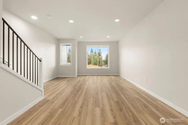 $659,990 | 16823 Alder Way, Unit J6, Lynnwood, WA 98037