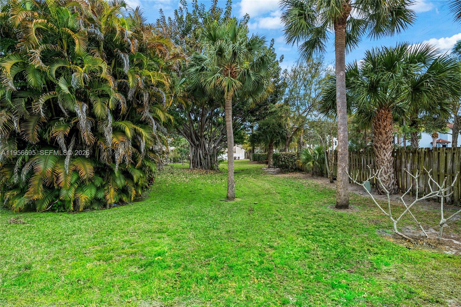 804 Summerwinds Lane Jupiter, FL 33458 - Photo 19 of 33