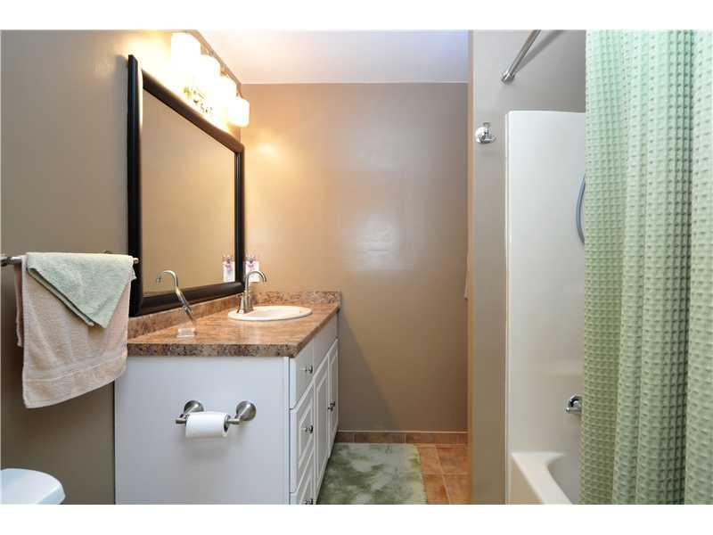 1106 Kenzie Road Pittsburgh, PA 15205 - Photo 14 of 20 Full Bath.
