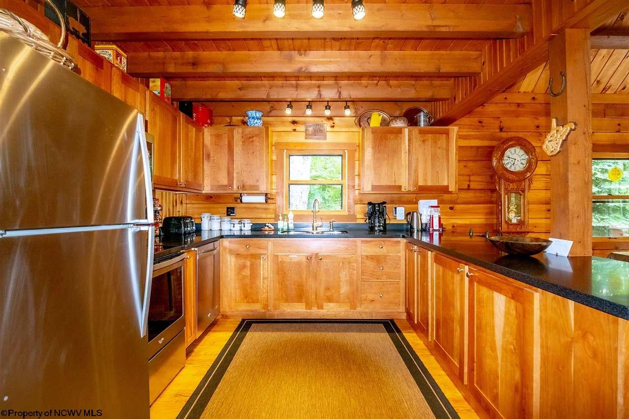 345 Lakeview Road Davis, WV 26260 - Photo 4 of 20 Gallery Image 4