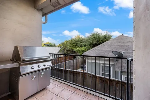 $699,000 | 4504 Bowser Avenue, Unit D, Dallas, TX 75219