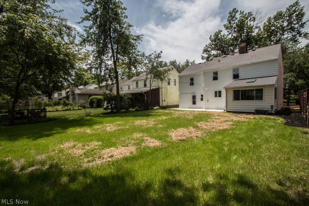 1199 Ford Road Lyndhurst, OH 44124 - Photo 3 of 24