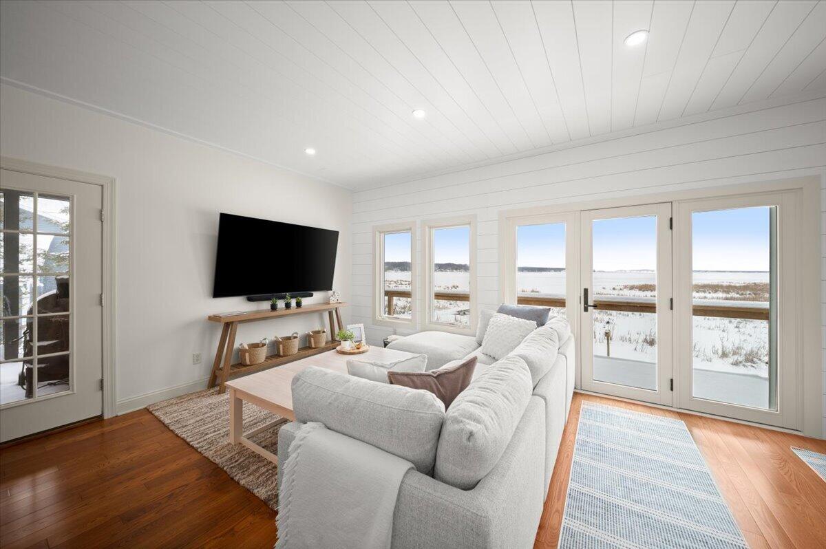 7616 1st Street Onekama, MI 49675 - Photo 22 of 44 16-DSC_3459