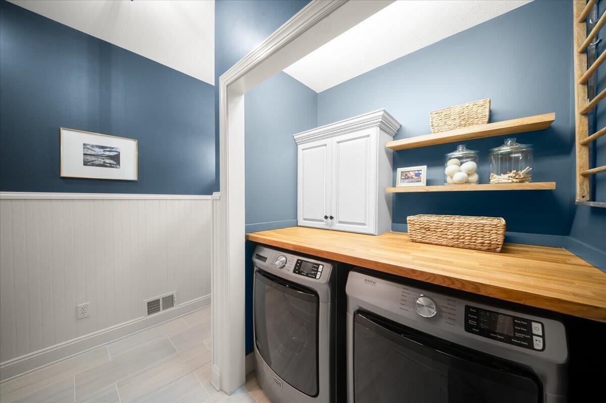 7616 1st Street Onekama, MI 49675 - Photo 28 of 44 21-DSC_3494-2