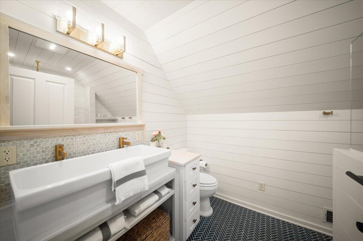 7616 1st Street Onekama, MI 49675 - Photo 29 of 44 23-DSC_3368