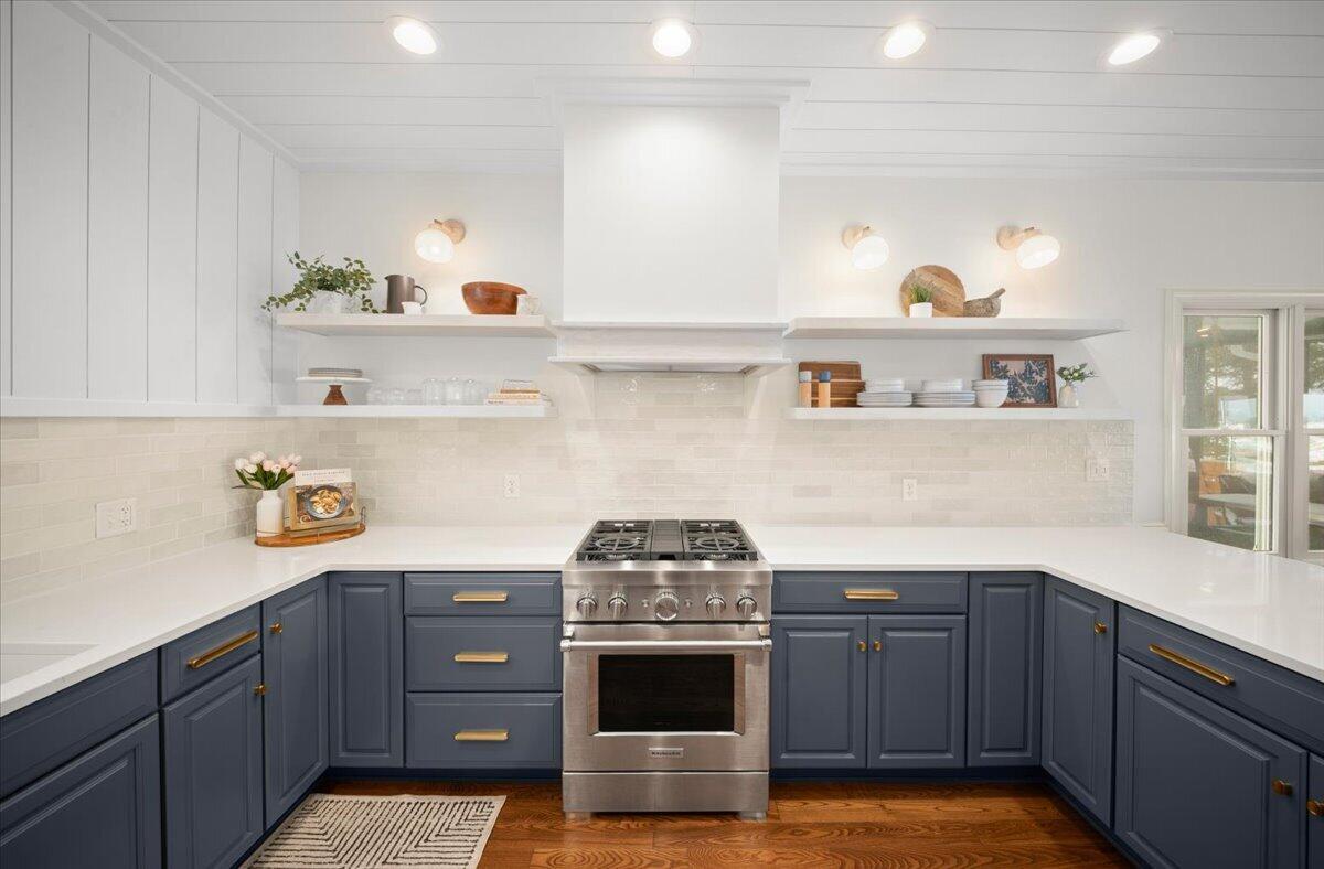 7616 1st Street Onekama, MI 49675 - Photo 3 of 44 10-DSC_3429