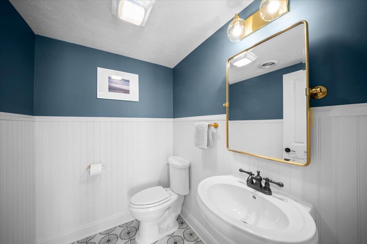 7616 1st Street Onekama, MI 49675 - Photo 38 of 44 30-DSC_3530