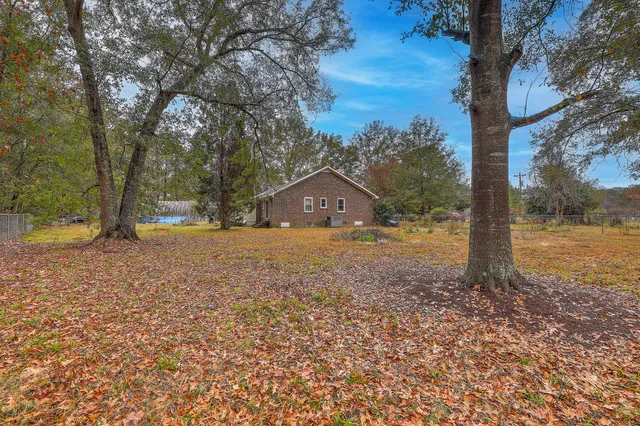 $320,000 | 246 Elrod Drive, Goose Creek, SC 29445