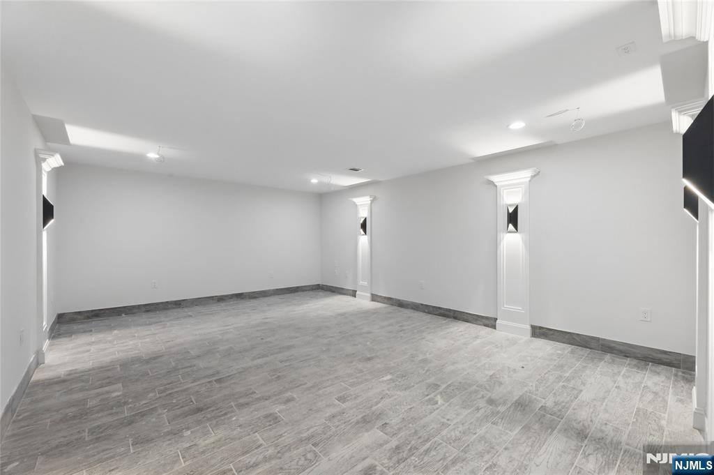 532 Hobart Road Paramus, NJ 07652 - Photo 43 of 46