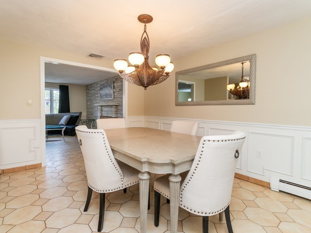 7 Rivers Lane Stoneham, MA 02180 - Photo 5 of 40
