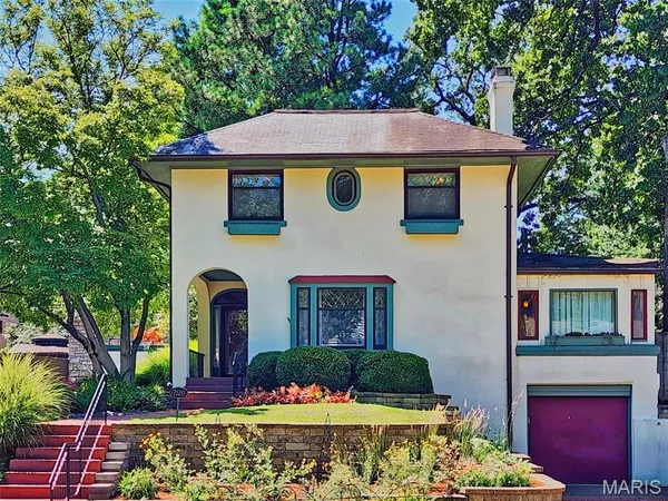 $699,900 | 7120 Lindell Boulevard, University City, MO 63130