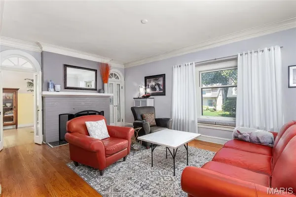 $699,900 | 7120 Lindell Boulevard, University City, MO 63130