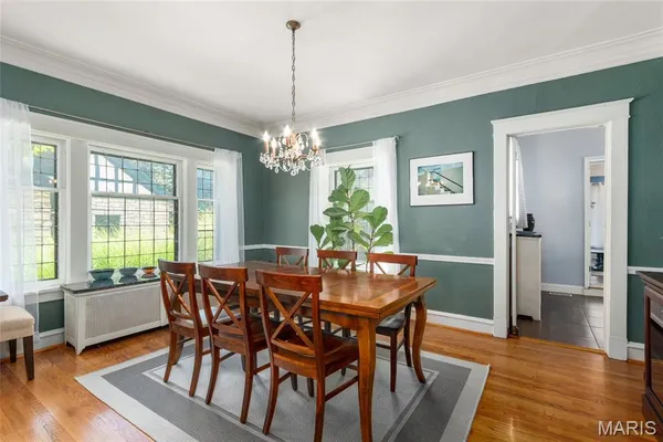 $699,900 | 7120 Lindell Boulevard, University City, MO 63130