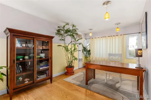 $699,900 | 7120 Lindell Boulevard, University City, MO 63130