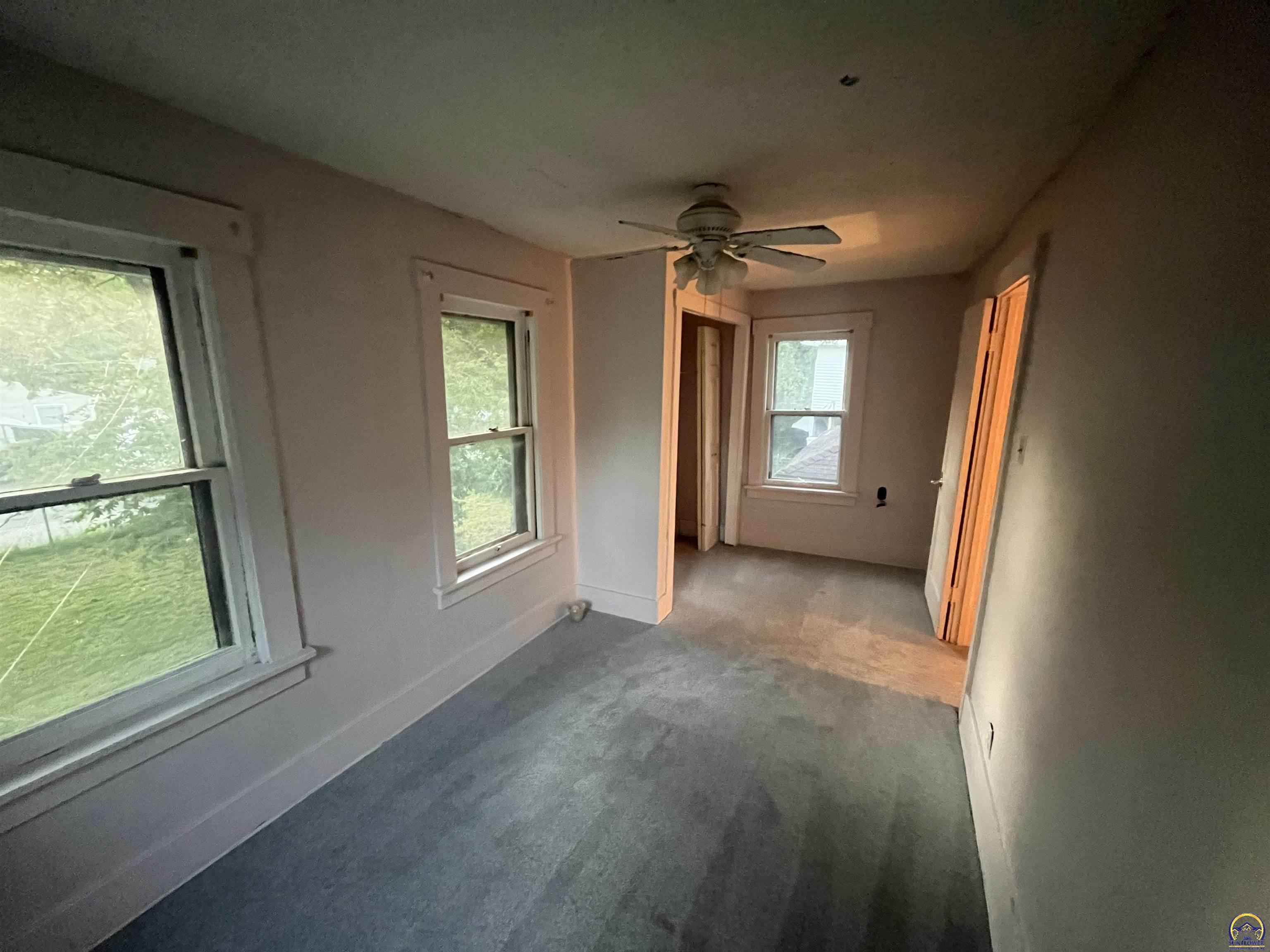 1167 Southwest Wayne Avenue Topeka, KS 66604 - Photo 15 of 19