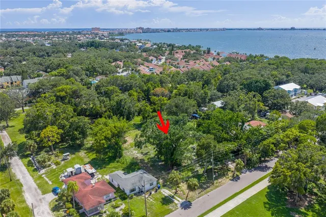 $575,000 | 4026 34th Avenue South, St. Petersburg, FL 33711