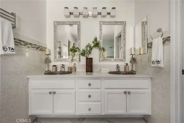 $1,988,000 | 7 Carriage Drive, Irvine, CA 92602