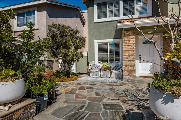 $1,988,000 | 7 Carriage Drive, Irvine, CA 92602