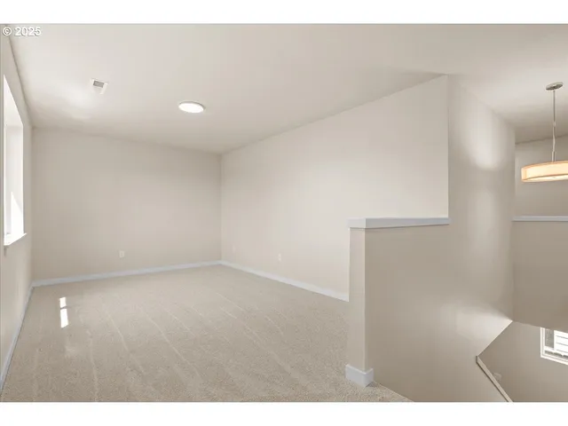 $569,900 | 12316 Northeast 107th Way, Vancouver, WA 98682