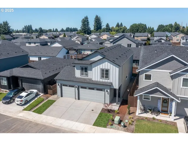 $569,900 | 12316 Northeast 107th Way, Vancouver, WA 98682