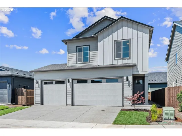 $569,900 | 12316 Northeast 107th Way, Vancouver, WA 98682
