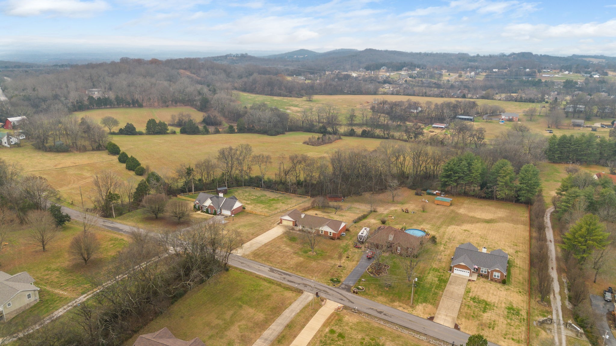 1086 Cliff White Road Columbia, TN 38401 - Photo 28 of 28 Gallery Image 28
