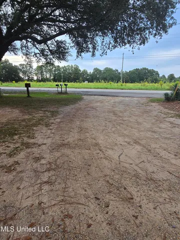 $230,000 | 8105 Highway 613, Lucedale, MS 39452