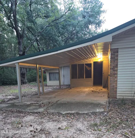 $230,000 | 8105 Highway 613, Lucedale, MS 39452