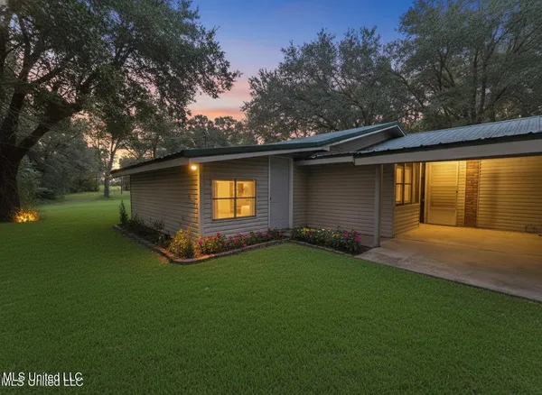 $219,900 | 8105 Highway 613, Lucedale, MS 39452