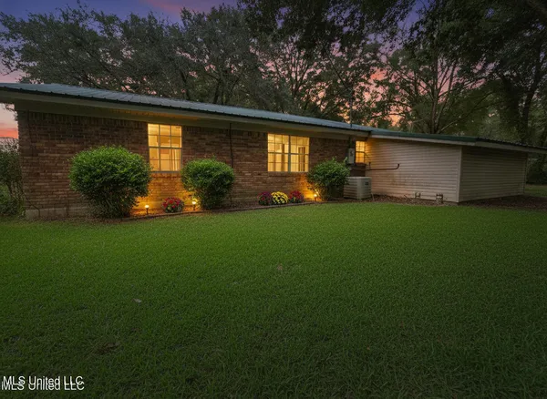 $219,900 | 8105 Highway 613, Lucedale, MS 39452