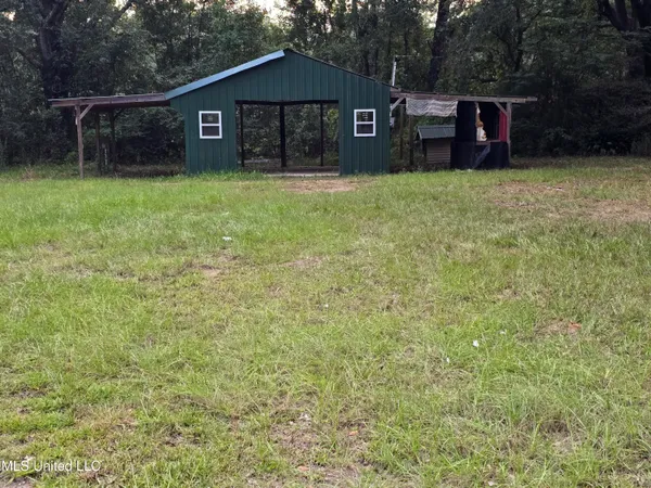 $219,900 | 8105 Highway 613, Lucedale, MS 39452