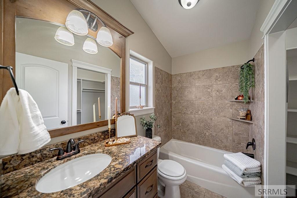 3750 East Ridgeland Drive Idaho Falls, ID 83401 - Photo 24 of 46