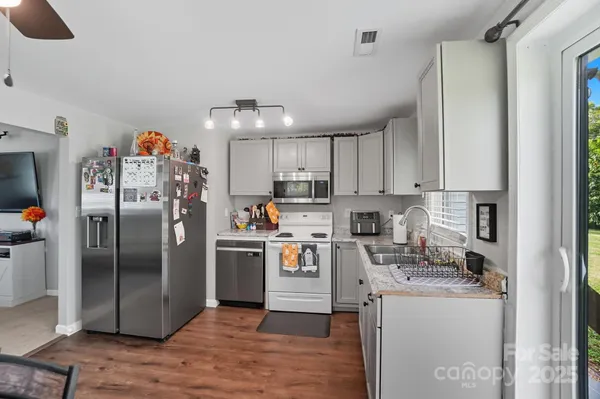 $250,000 | 210 Roy Bell Road, Kings Mountain, NC 28086