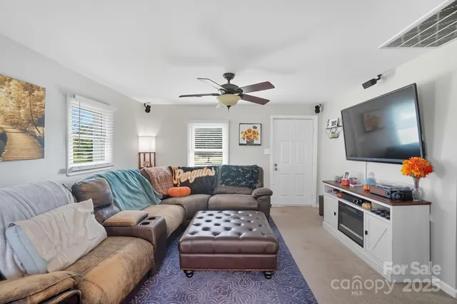 $300,000 | 210 Roy Bell Road, Kings Mountain, NC 28086