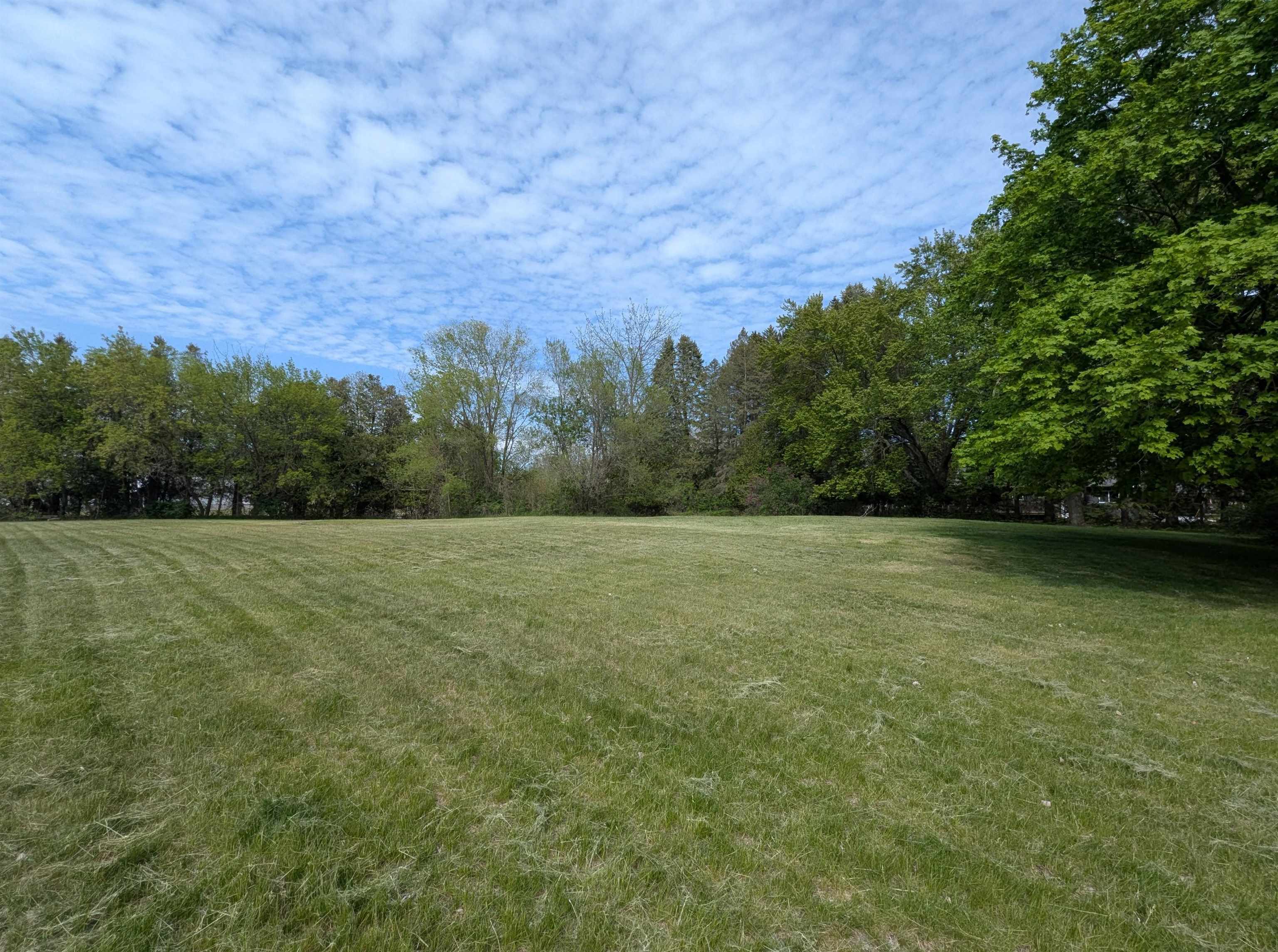 216 South Mackinaw Road Au Gres, MI 48703 - Photo 2 of 9