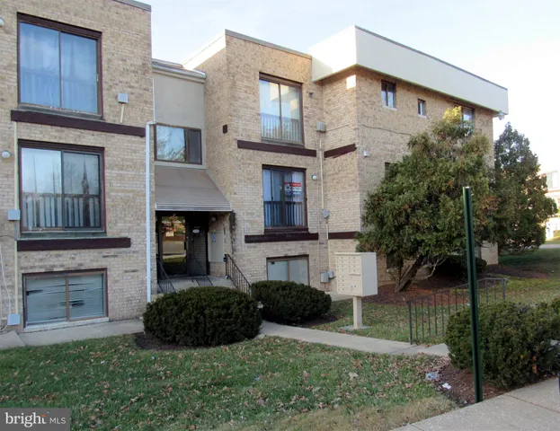$159,900 | 3924 Rolling Rd., Unit B6, Baltimore, MD 21208