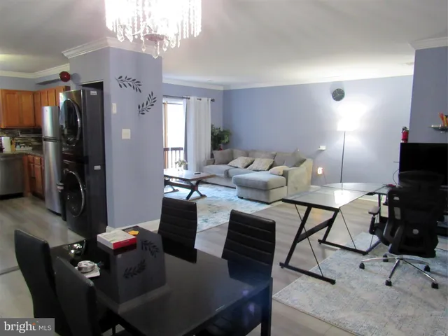 $159,900 | 3924 Rolling Rd., Unit B6, Baltimore, MD 21208