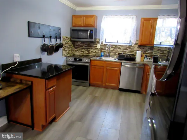 $159,900 | 3924 Rolling Rd., Unit B6, Baltimore, MD 21208