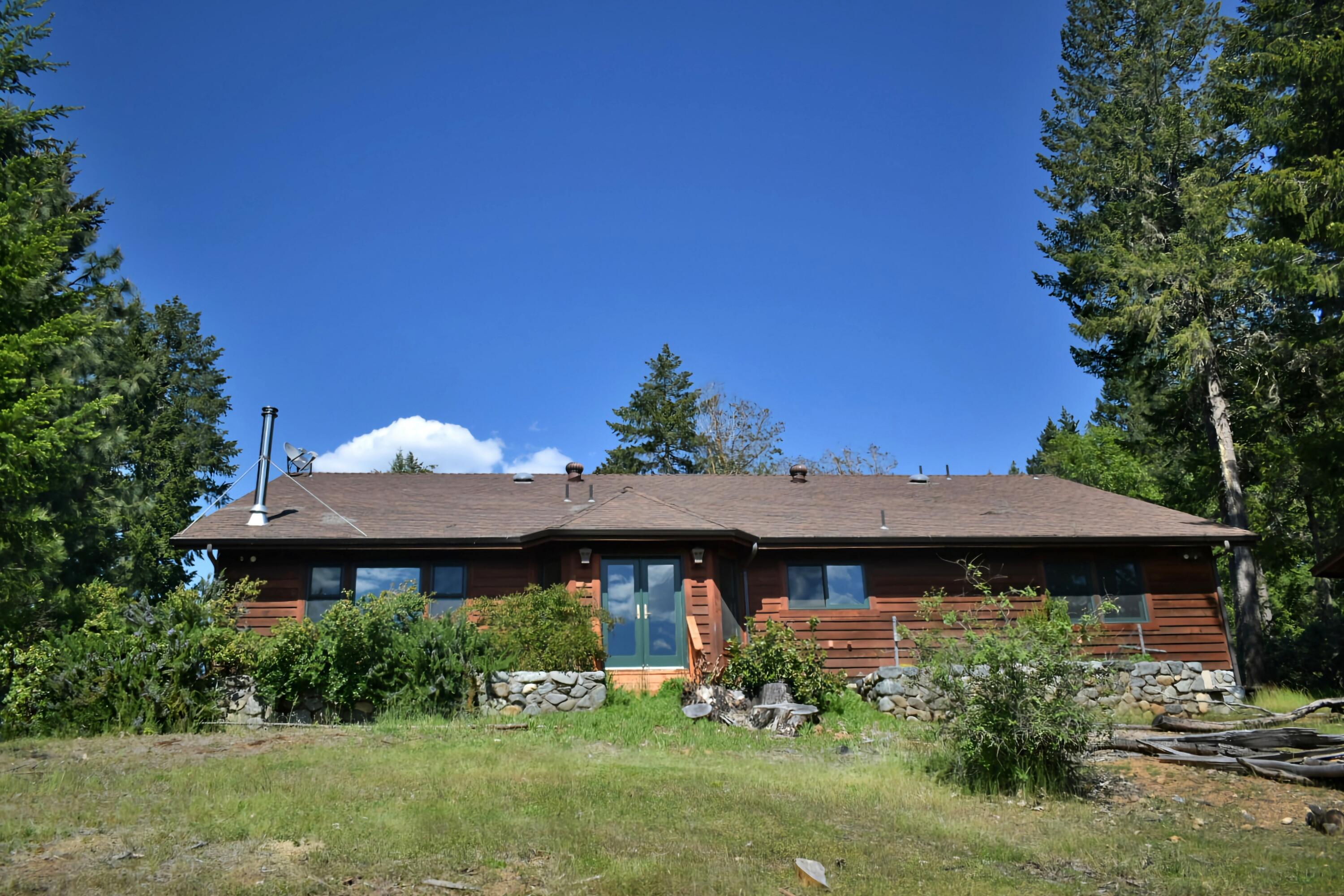 7419 Holland Corner Road Cave Junction, OR 97523 - Photo 33 of 48