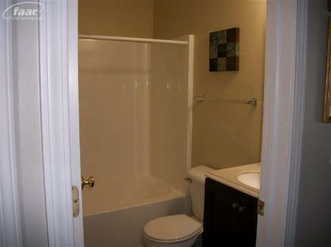 5225 North Belsay Road Flint, MI 48506 - Photo 10 of 14 20376025-9.JPG