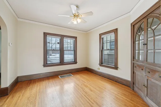 $1,950 | 661 Surrey Avenue East, St. Paul, MN 55106