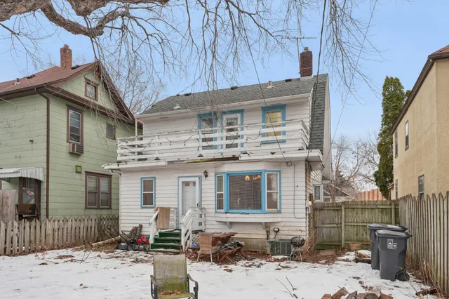 $1,950 | 661 Surrey Avenue East, St. Paul, MN 55106