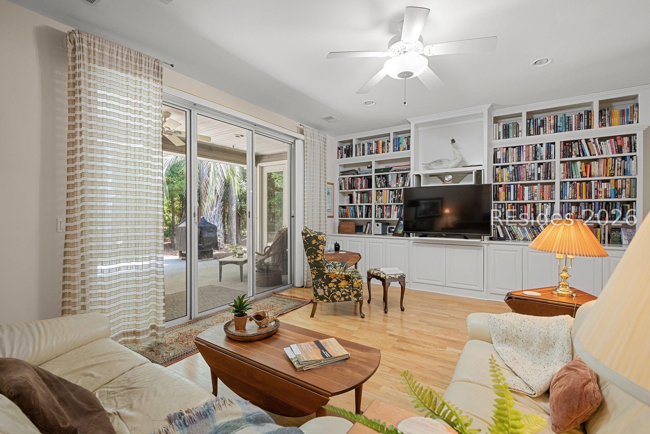 340 Hampton Place Bluffton, SC 29909 - Photo 12 of 35 Gallery Image 12