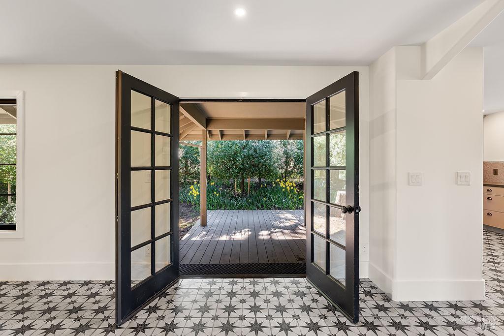 549 Catherine Court Santa Rosa, CA 95409 - Photo 12 of 58