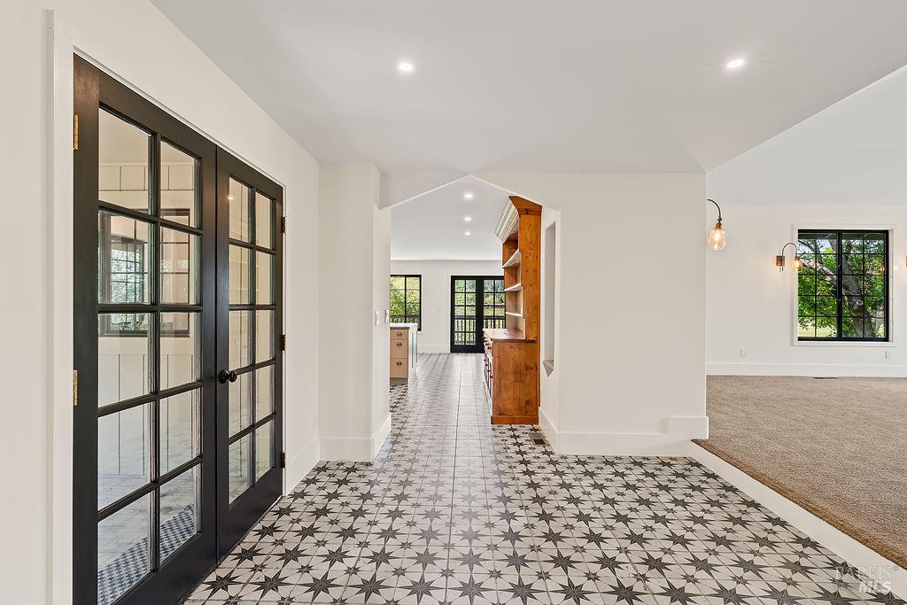 549 Catherine Court Santa Rosa, CA 95409 - Photo 13 of 58