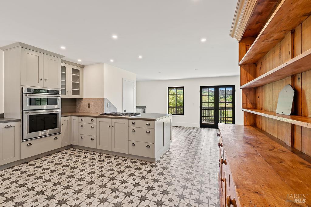 549 Catherine Court Santa Rosa, CA 95409 - Photo 14 of 58