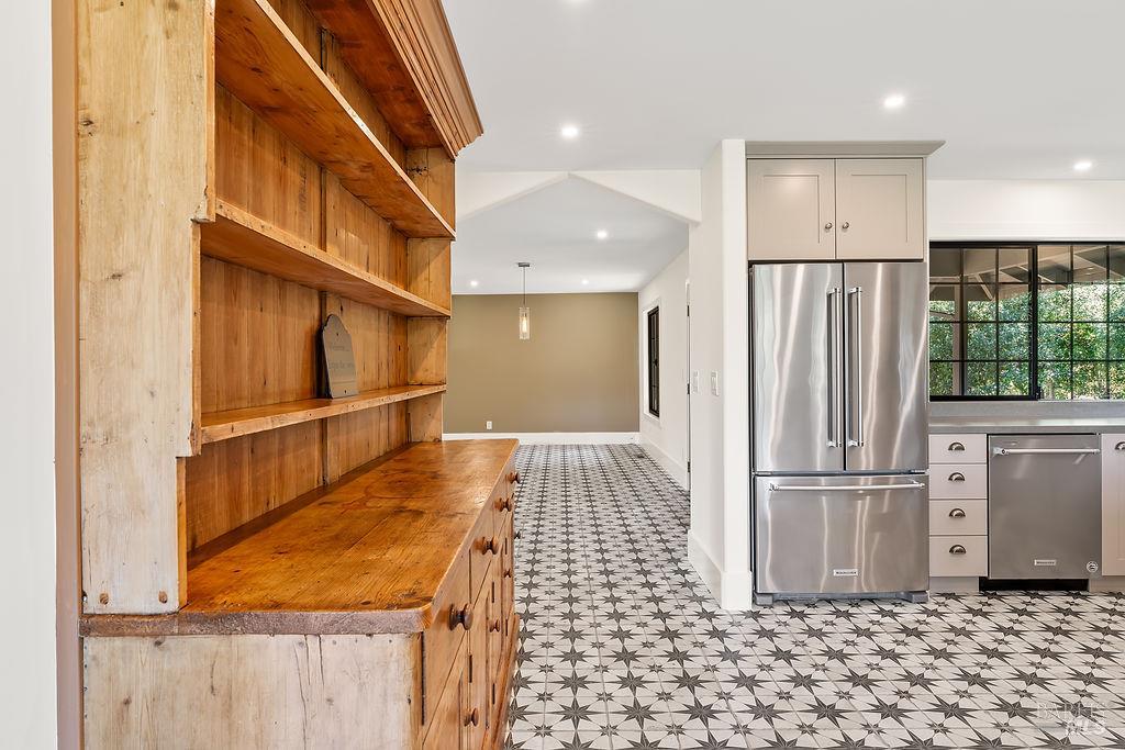 549 Catherine Court Santa Rosa, CA 95409 - Photo 15 of 58